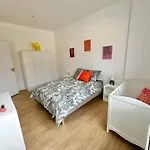 Avec Balcon à Deux Pas De La De *